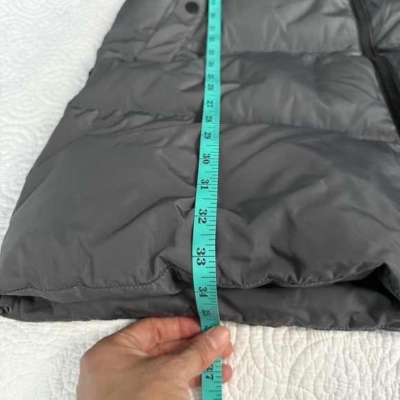 Dkny Gray Puffer Jacket with High Collar and Matte Finish - Picture 4 of 5